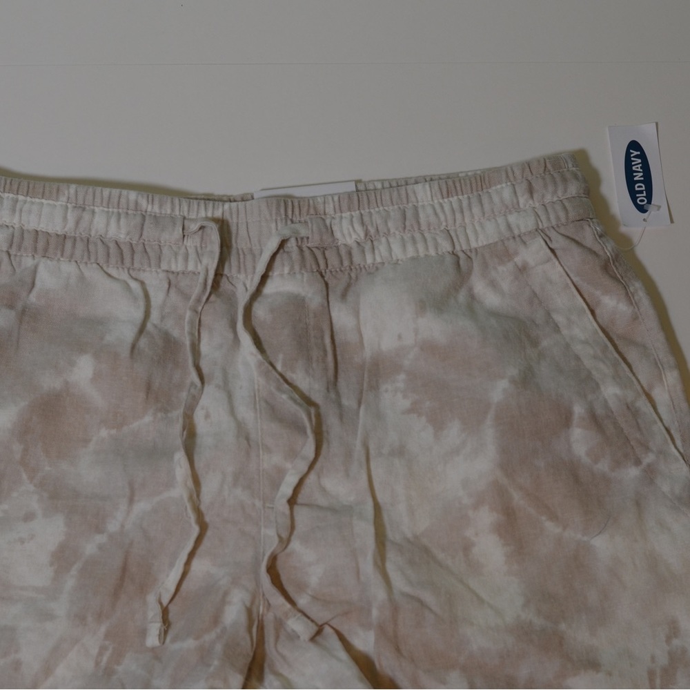 Old Navy Beige and Tan Tie dye Shorts Women’s Size Small - Picture 5 of 8